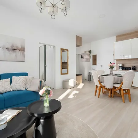 דירה Stylish Located In The Old Town Close To Attractions By Renters *