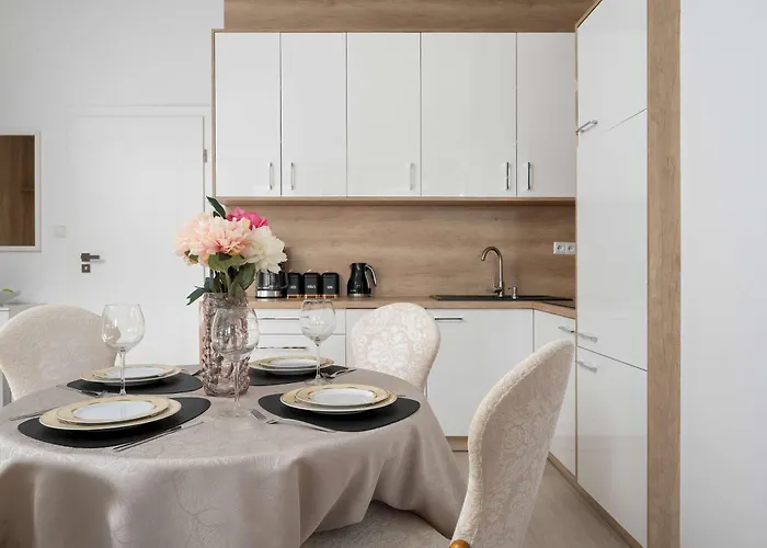 דירה Stylish Located In The Old Town Close To Attractions By Renters ורוצלב