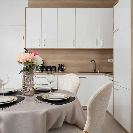 Appartamento Stylish Located In The Old Town Close To Attractions By Renters Breslavia