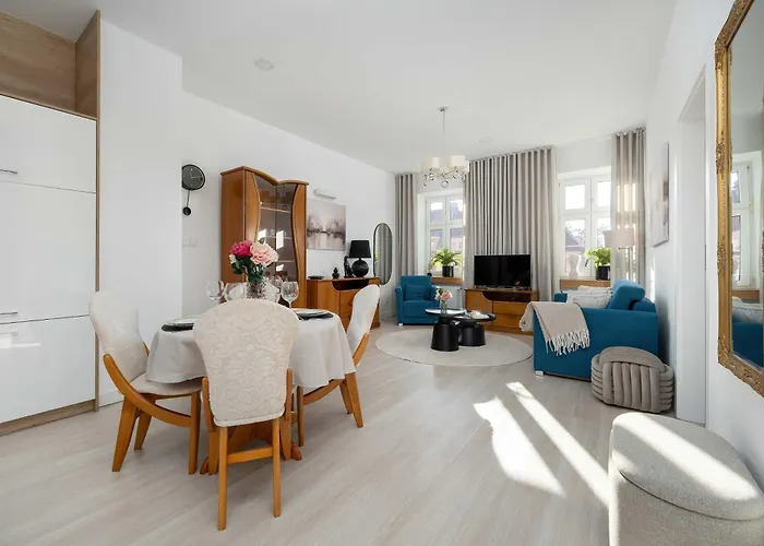 Stylish Located In The Old Town Close To Attractions By Renters Апартаменты