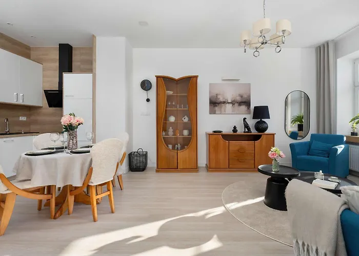 Stylish Located In The Old Town Close To Attractions By Renters Апартаменты